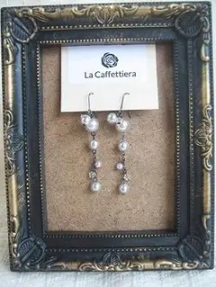 シックなカラーのパールピアス（ライトグレー）