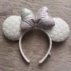 ミッキー耳カチューシャ（クリーム色・ラメリボン）