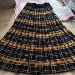 フレアスカート 黒・オレンジ チェック柄 F
