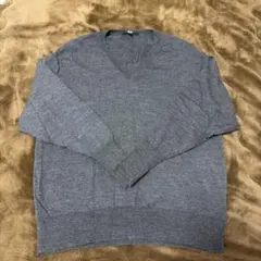 UNIQLO グレー Vネックニットセーター Lサイズ