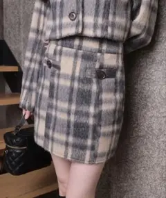 LIP SERVICE シャギーチェック スカート