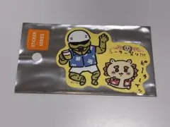 ちいかわ　シーサー祭り　スマホに貼れるサイズのステッカー　ピ〜ウ〜イッ　鎧さん
