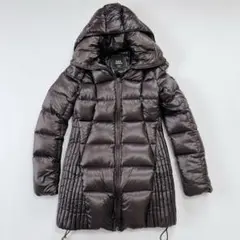 タトラス ダウンジャケット