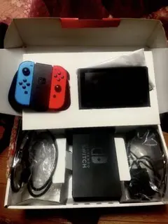Nintendo Switch 本体 ジョイコン付き SDカード付き 即日発送のサムネイル