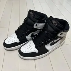NIKE エアジョーダン1 High OG ブリーチドコーラル