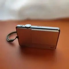 【ジャンク品】Panasonic LUMIX DMC-FP1のサムネイル
