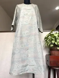 ハンドメイド【着物リメイク】着物ワンピース　ゆったり七分袖　白大島ワンピー　薄色