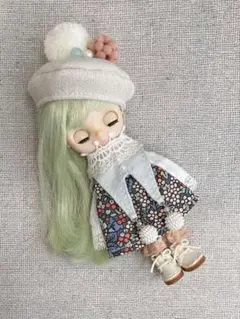 Item thumbnail for item d1e3686f-fe7e-424f-9be4-d1b8e8bd9142