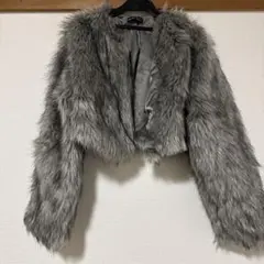 SHEIN フェイクファー ショート丈コート グレーのサムネイル