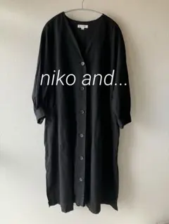 niko and... ノーカラーシャツロングワンピース 黒 綿100% 長袖