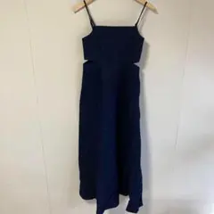 FOREVER 21 カットアウトフレアキャミワンピース