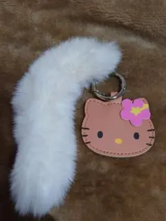 ハローキティ　ふわふわファーチャーム　ハイビスカス