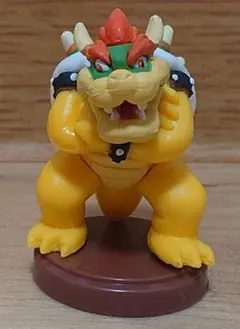 マリオ　チョコエッグ　クッパ