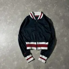 Item thumbnail for item 990e1ebb-3fe7-42b0-af6e-ded3443d9568