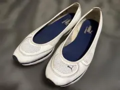 PUMA ホワイト フラットシューズ 23,5のサムネイル