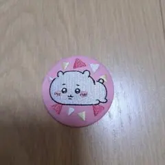 【美品】ちいかわ　刺繍缶バッジ