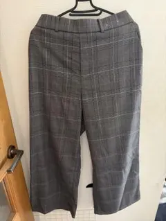 ワイドストレートパンツ