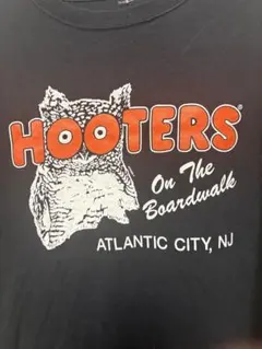 HOOTERS Tシャツ 黒 両面プリント ビッグロゴ 古着のサムネイル