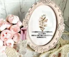 アンティーク調ピンクxメタリック　オーバルフォトフレーム　アトマイザー2点セット