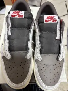 Travis Scott × Nike Air Jordan 1 Low OG