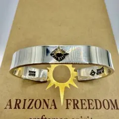 美品　アリゾナフリーダム　10mm幅k18付バングル　B-24a 定価71060