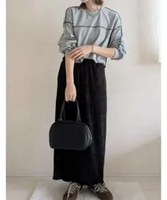 GeeRA すっきり見え！ベロアプリーツバックスリットロングタイトスカート