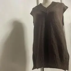 ZARAザラ　ダークブラウン Vネック ニットベスト　 ウール47% M