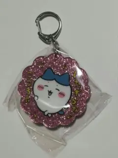 ちいかわ　ラメ アクリル キーホルダー　1点　ハチワレ　花 型　キラキラ