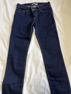 リーバイスLevi’s712SLIM W26ストレッチデニムジーンズ レディースのサムネイル
