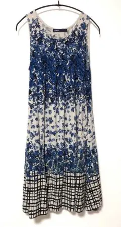 【Tomo3様専用】アズノゥアズ 花柄 ノースリーブ ワンピース ブルー 美品