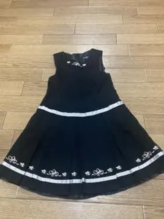 セール！ポンポネット　ワンピース　120センチ