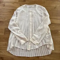 ルッソヴィータ　　背面プリーツ長袖カットソー　クリーム色