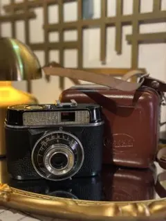 希少 Soviet GOMZ Vesna 35mmカメラ 純正革ケース付のサムネイル