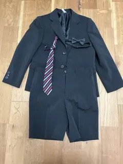 東原亜希 男の子 セレモニー フォーマルスーツ 黒 130 無地