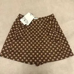 【新品未使用】ザラ　ZARA 幾何学模様　ショートパンツ　キュロットスカート