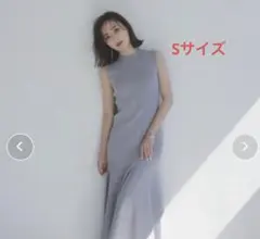anuans アニュアンス　ナローシルエットニットワンピース