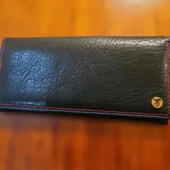 黒レザー長財布 赤縫い目