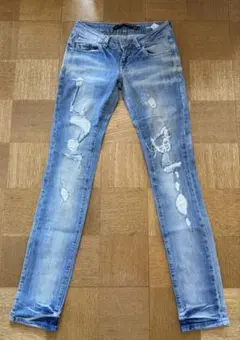 ZARA DENIM RULES BY TRF ダメージデニム