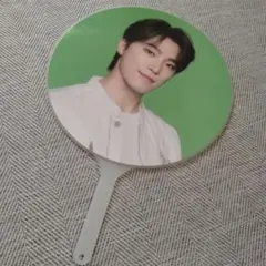 seventeen follow again ディノ　うちわ