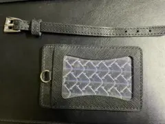 PELLE MORBIDA ペッレモルビダ 笛付きネームタグ 黒 シュリンク革 