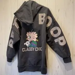 【大人気】超美品　BETTYBOOP パーカー
