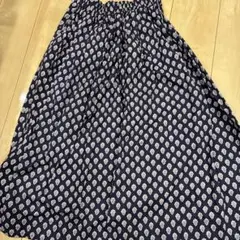 ハンドメイド　ソレイアード総柄ロングスカート ネイビー ウエストゴムのサムネイル