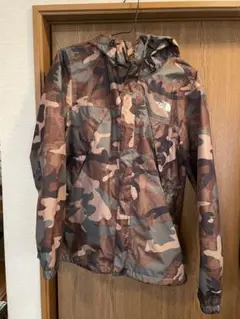 THE NORTH FACE カモフラージュ マウンテンパーカー