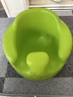 Bumbo ベビーチェア 明るいグリーン