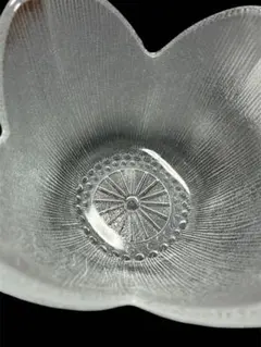【昭和レトロ】花びら型デザート椀 3個セット　ガラス