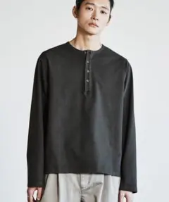 [完売品] WYM PIGMENT DYED HENLEY L/S TEEのサムネイル