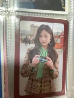 ツウィ　トレカ