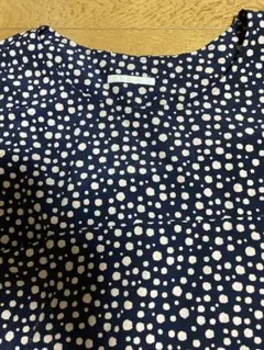 spick&span ドット柄 ワンピース　ブラウス　紺のサムネイル