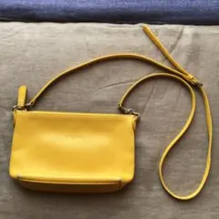 Ungaro イエロー ショルダーバッグのサムネイル