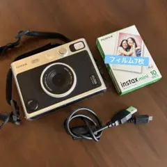 FUJIFILM instax mini Evo インスタントカメラ　チェキ